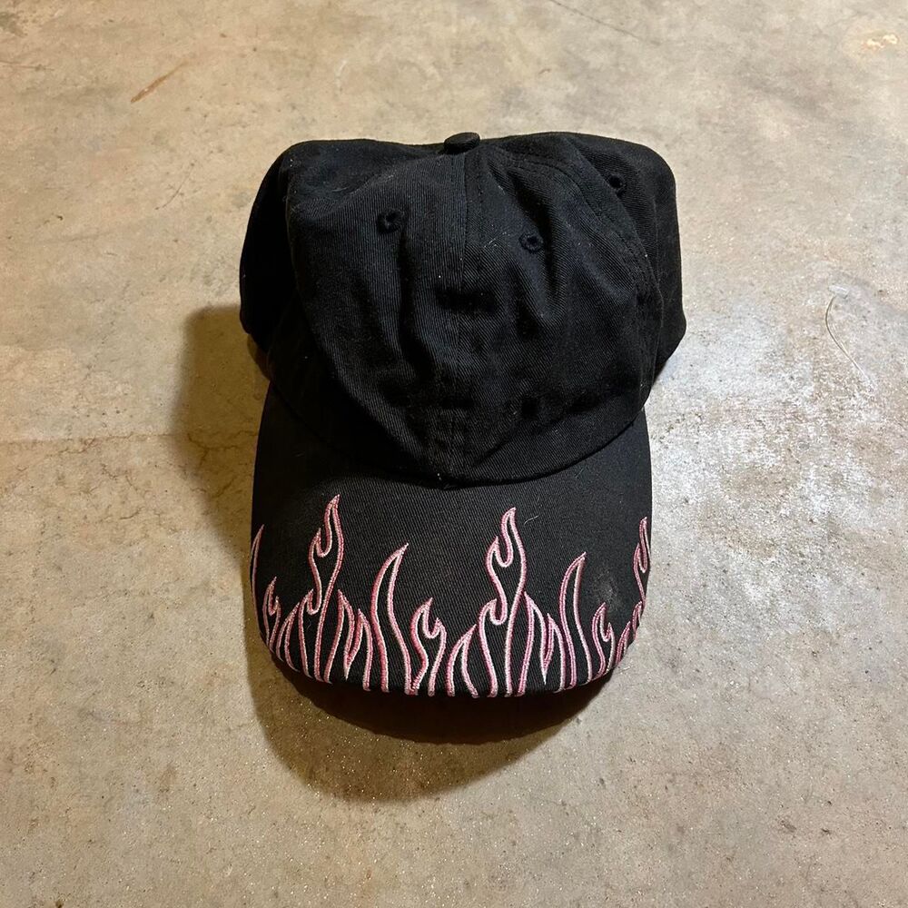 Guess Women's multi Hat